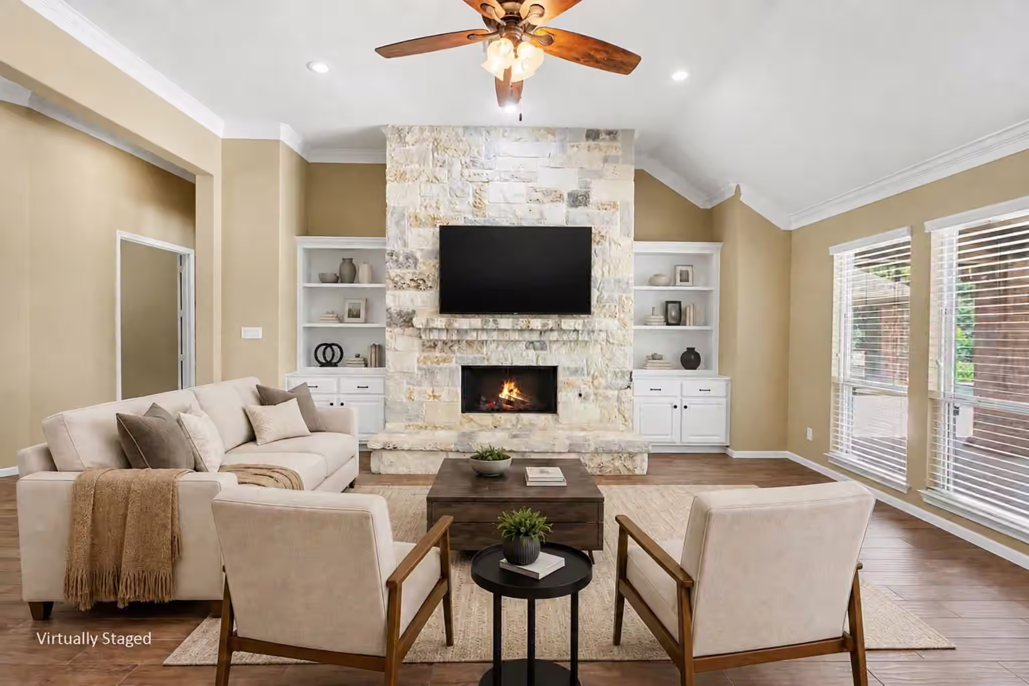 Photo 5 of 52 La Jolla Circle, Montgomery, TX