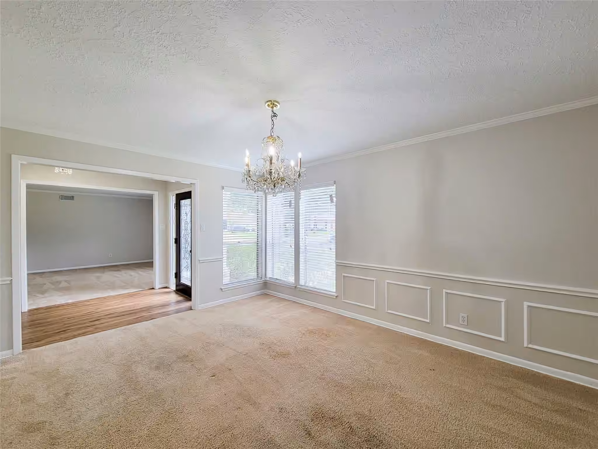 Photo 7 of 18583 Martinique Drive, Houston, TX
