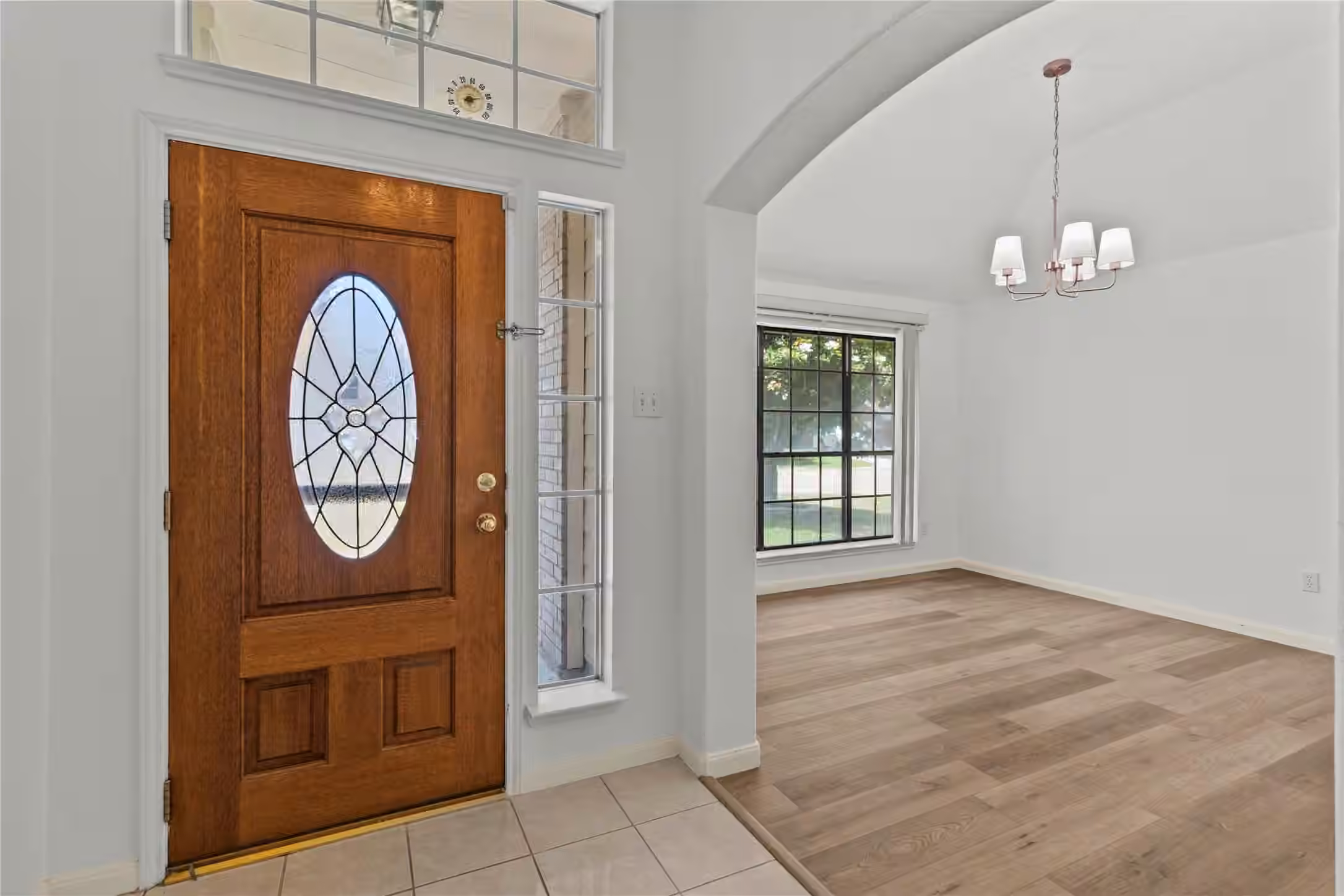 Photo 5 of 8723 Willancy Lane, Houston, TX
