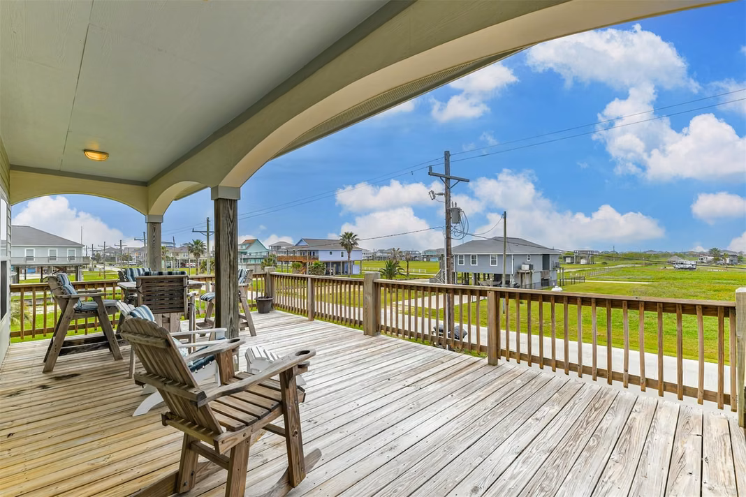Photo 5 of 956 Townsend, Crystal Beach, TX