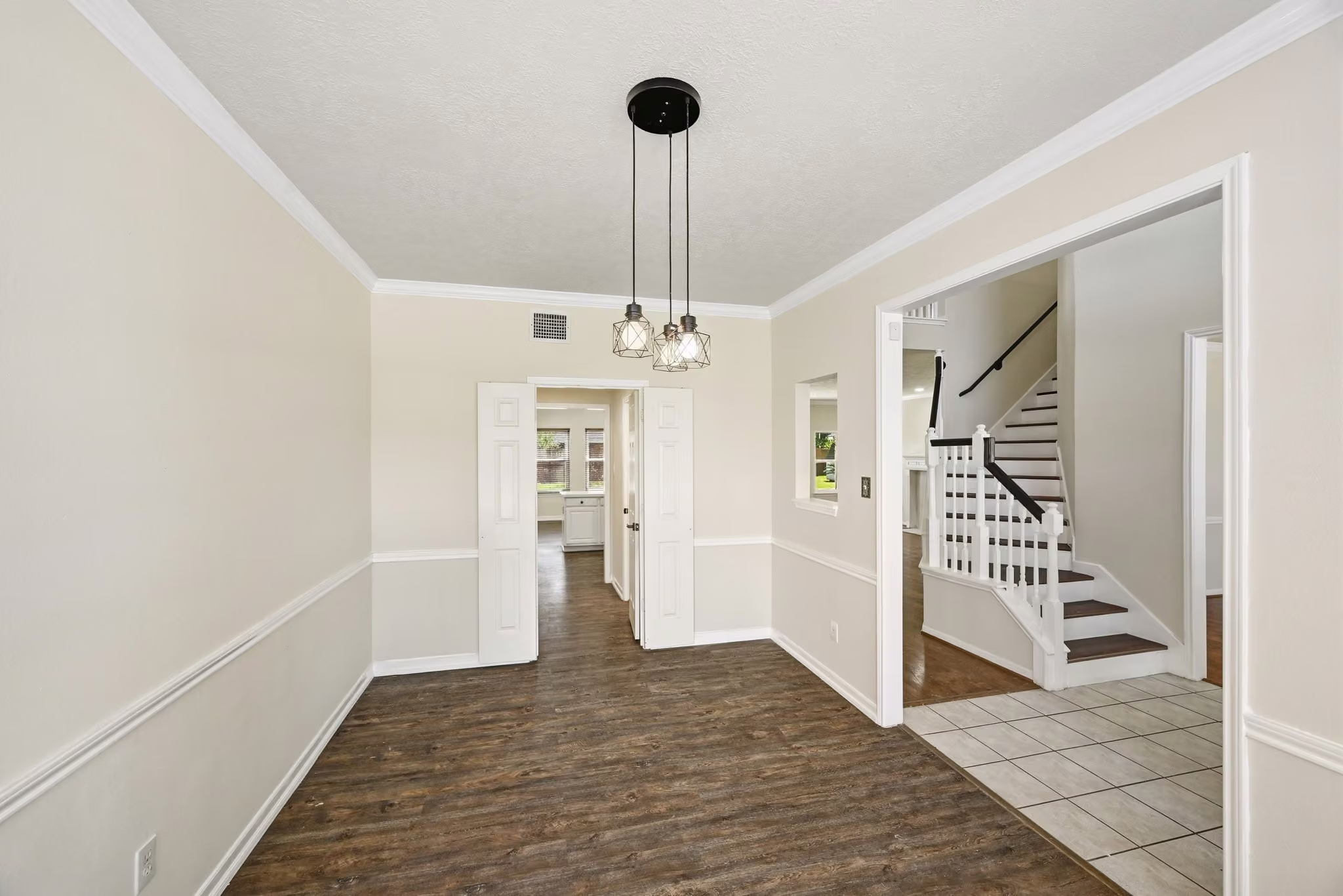 Photo 7 of 215 Crabapple Drive, Baytown, TX