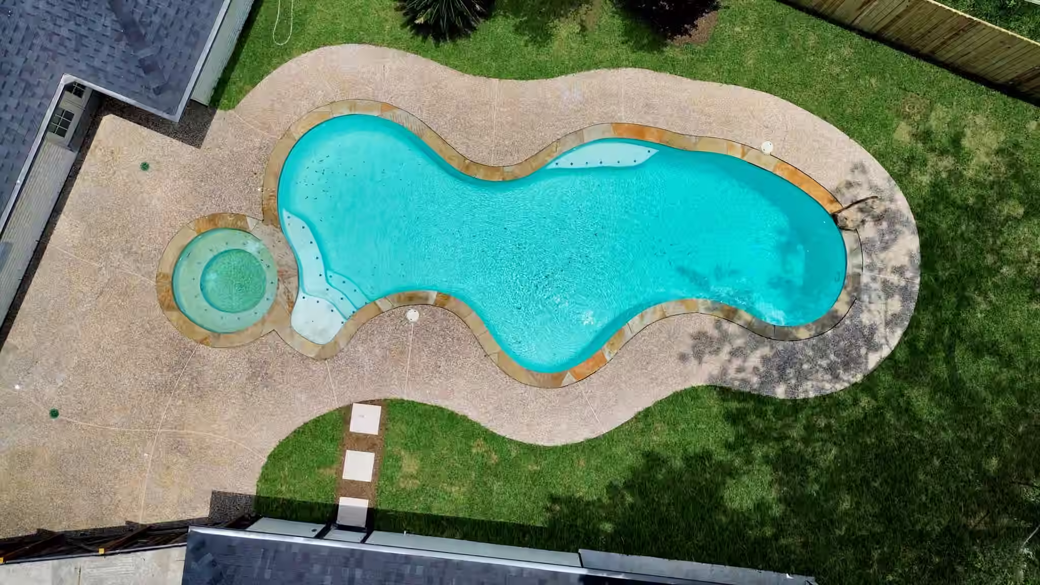 Photo 2 of 6023 Lattimer Drive, Houston, TX