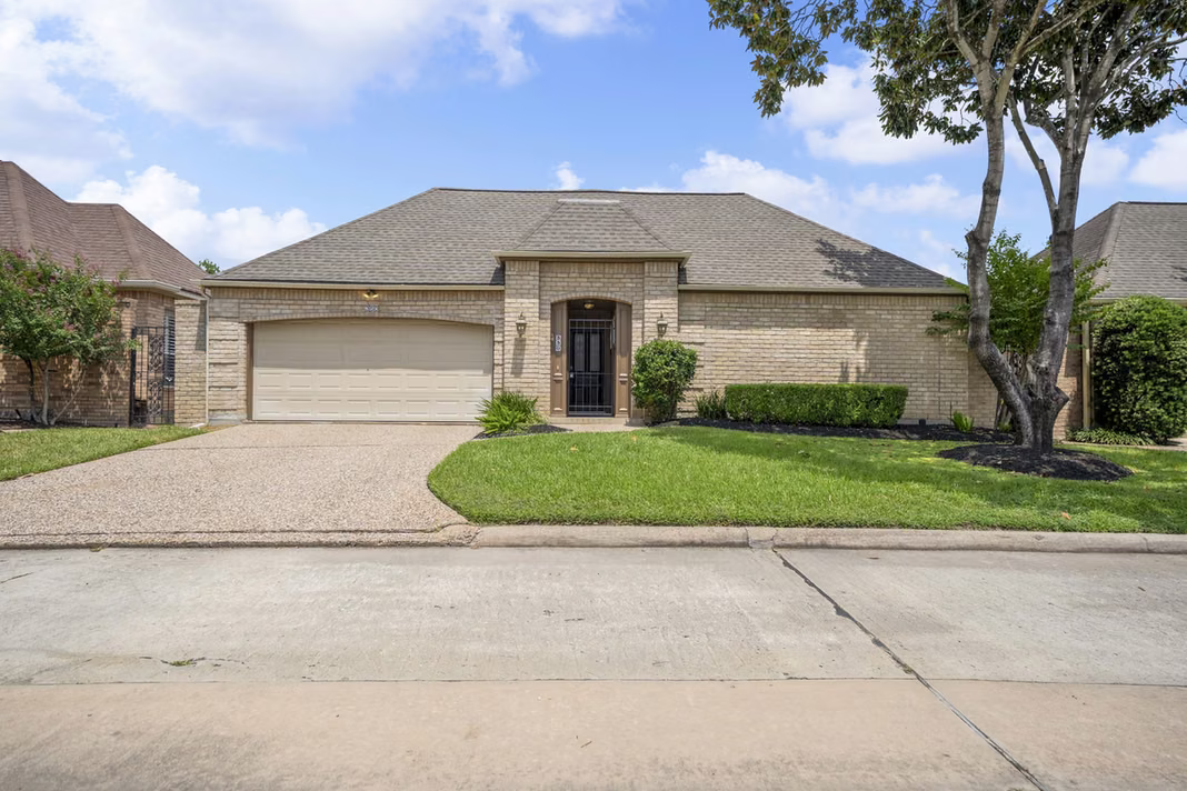 Photo of 350 Champions Colony III, Houston, TX
