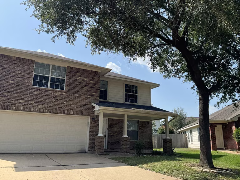 Photo 2 of 19546 Concho Springs Drive, Katy, TX