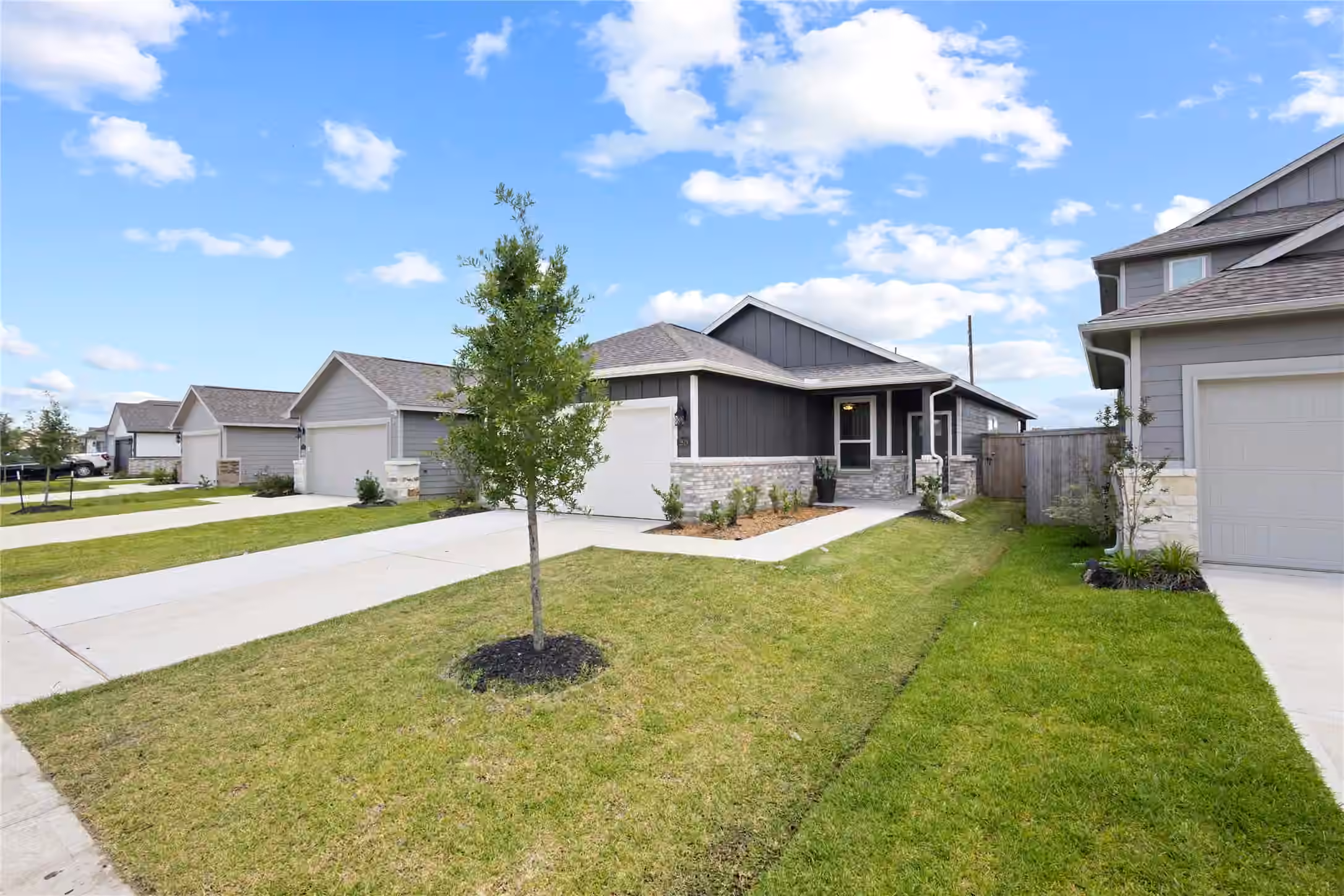 Photo 2 of 2619 Cactus Ranch Lane, Crosby, TX