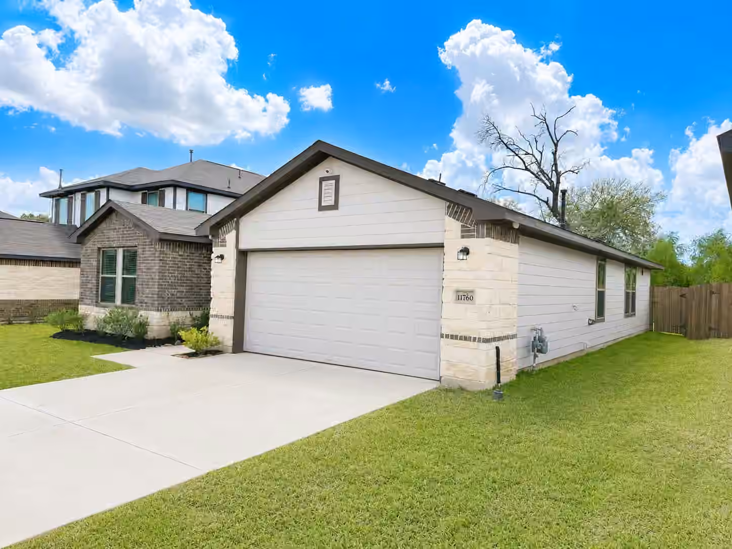 Photo 3 of 11760 Whirlaway Drive, Willis, TX