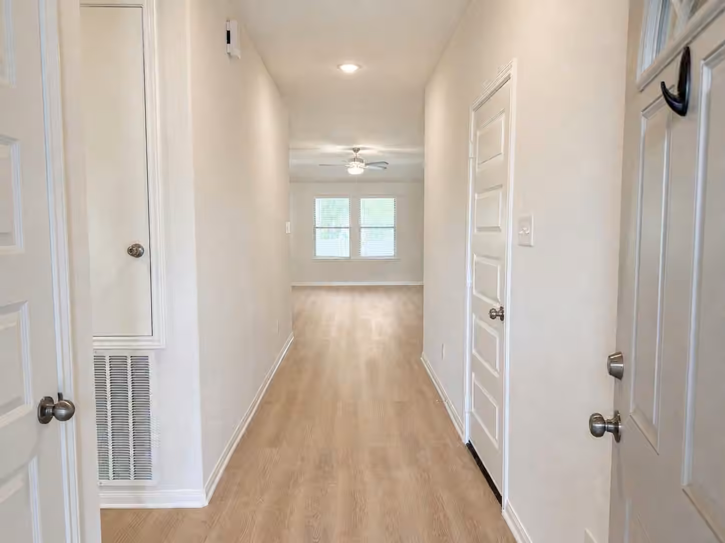 Photo 6 of 11760 Whirlaway Drive, Willis, TX