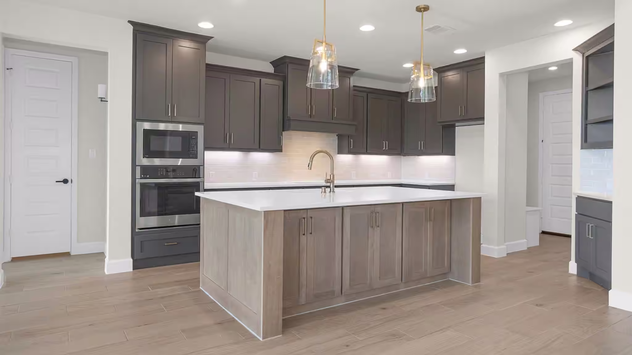 Photo 5 of 7130 Augusta Grove Drive, Katy, TX