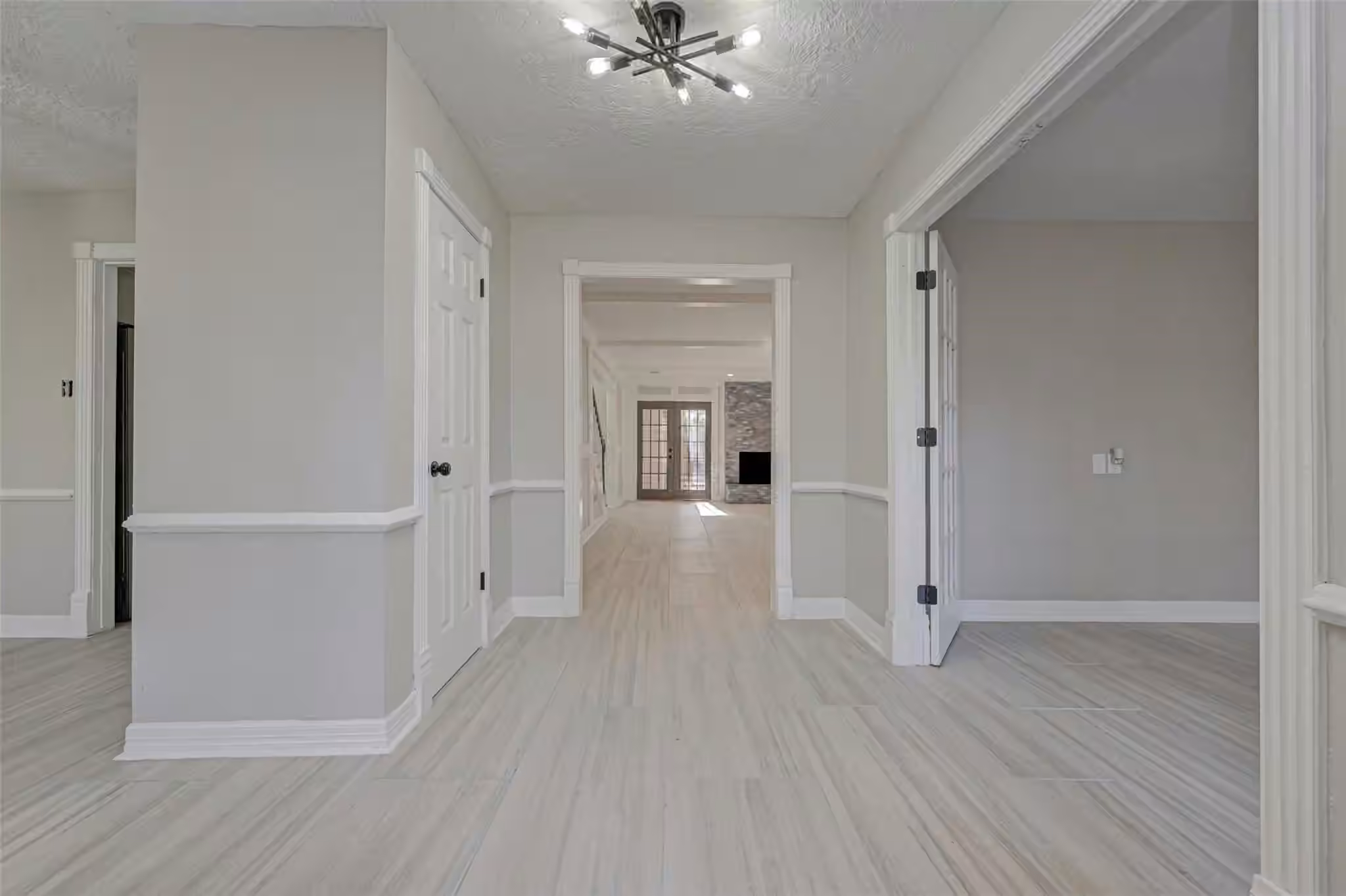 Photo 4 of 6503 Trailway Lane, Spring, TX