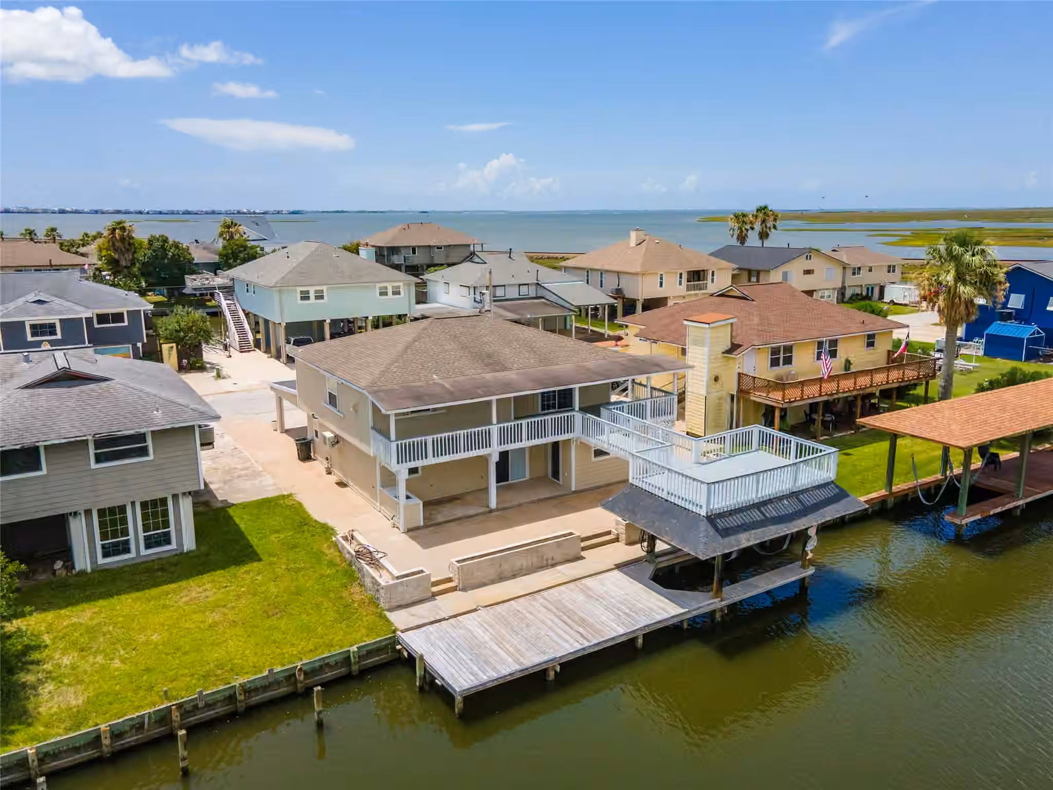 Photo of 920 Bonita Street, Bayou Vista, TX
