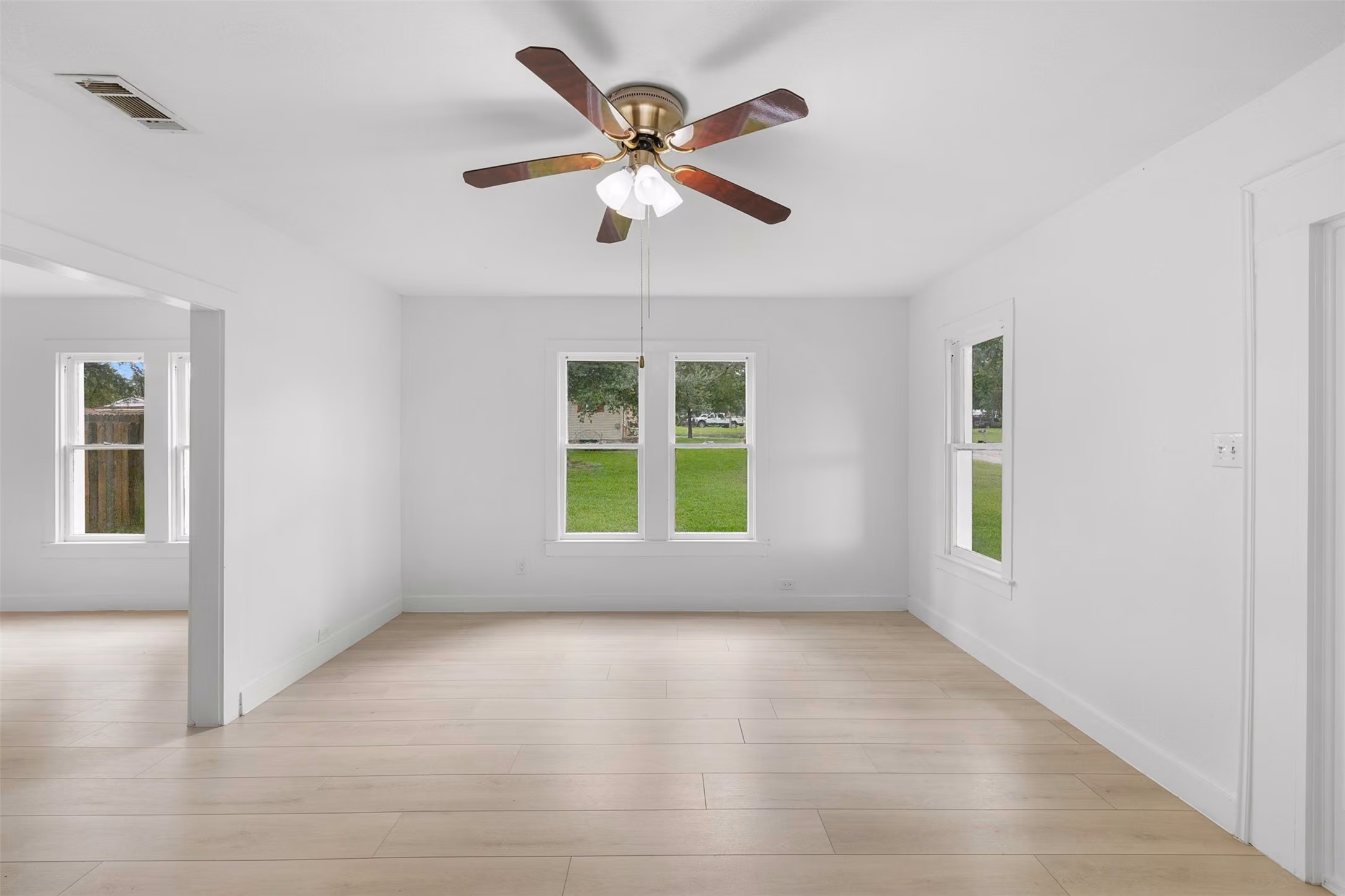 Photo 4 of 709 Burleson Street, Brenham, TX