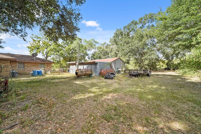 Photo 6 of 5913 County Road 225, East Bernard, TX
