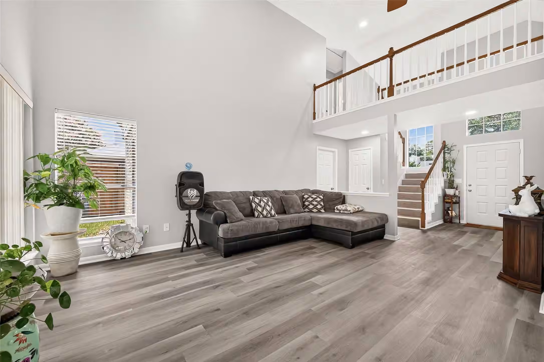 Photo 5 of 8815 Driftstone Drive, Spring, TX
