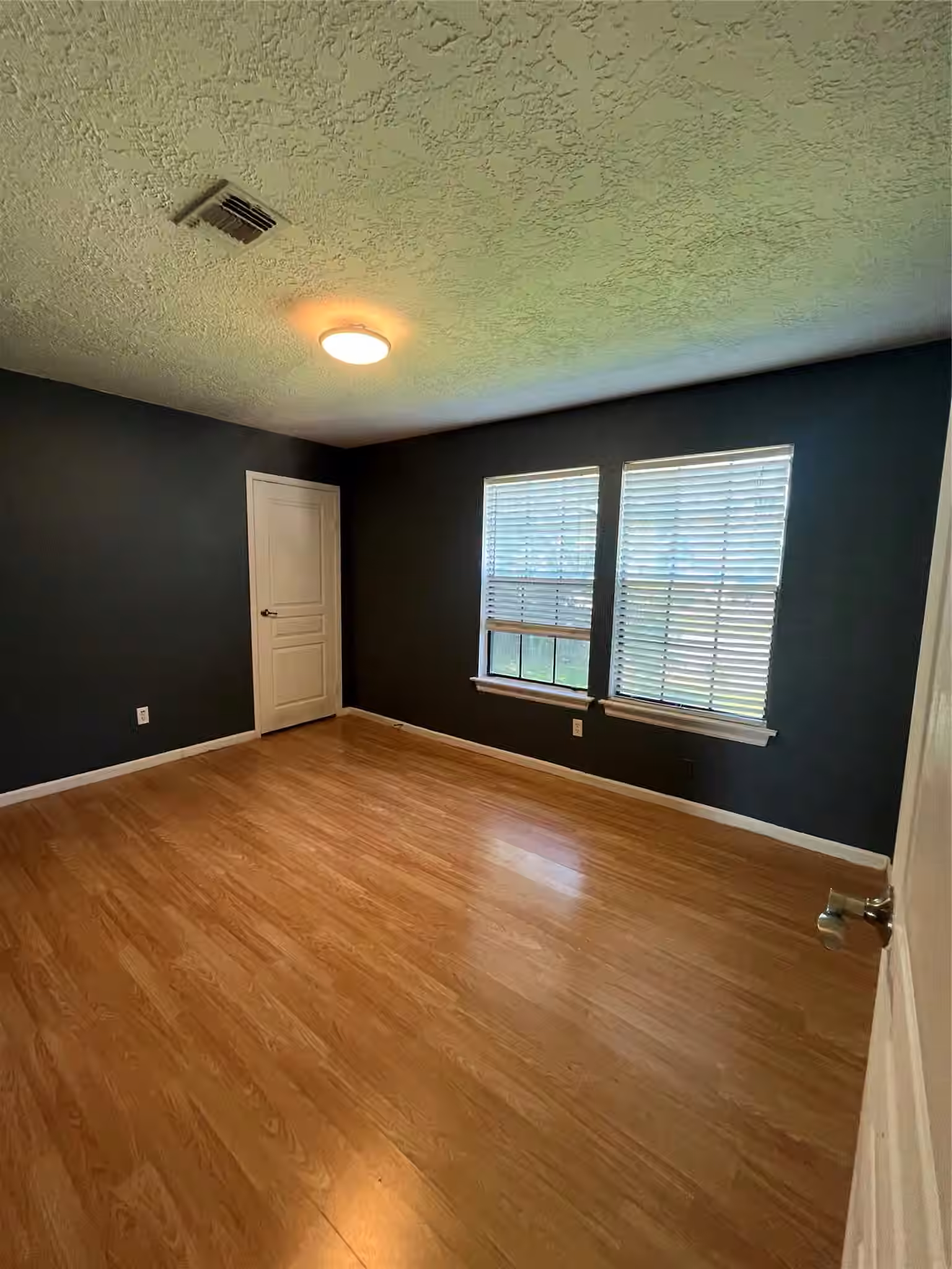 Photo 3 of 8603 Jubilee Drive, Houston, TX