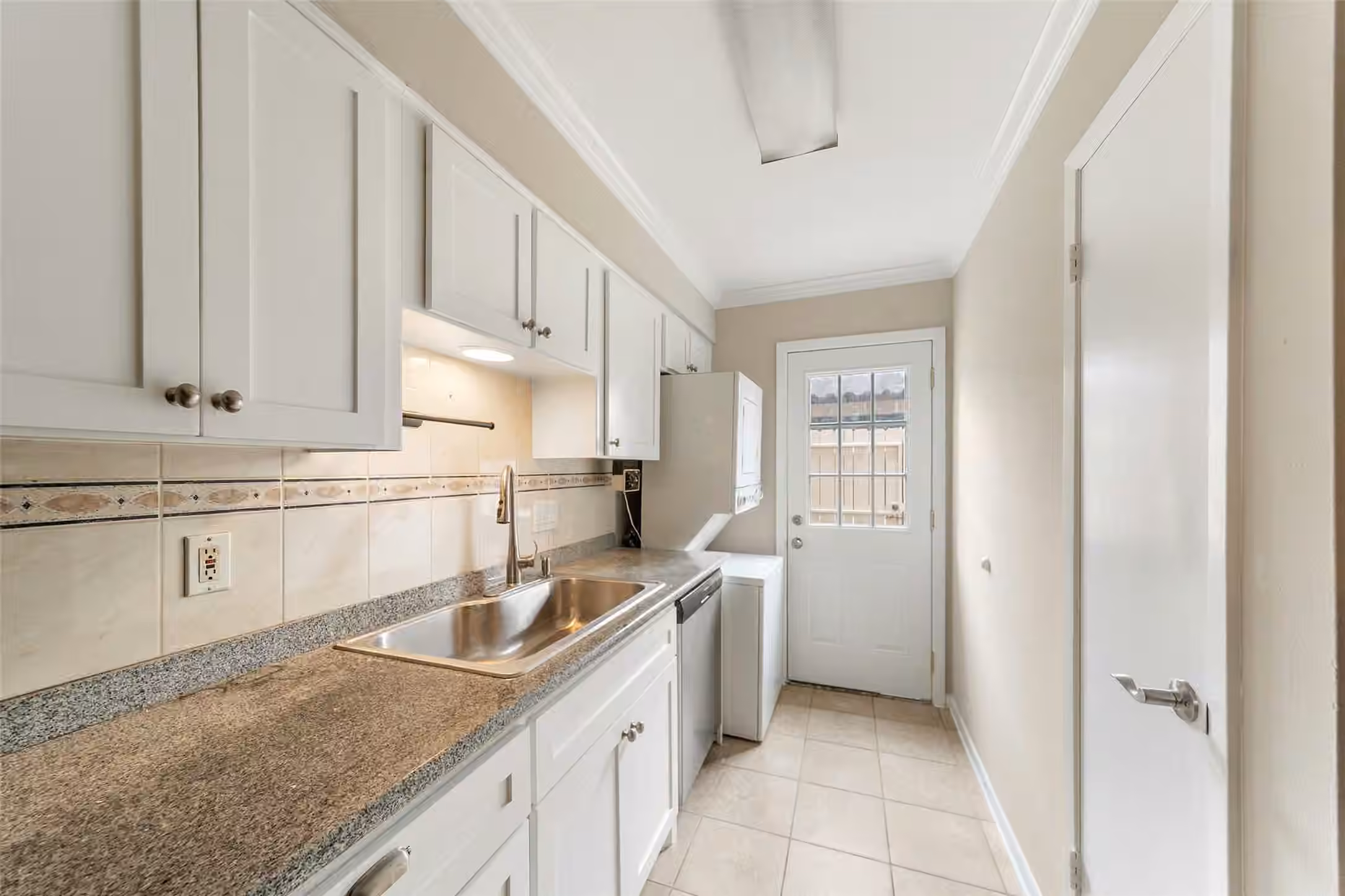 Photo 2 of 515 Tallowood Road 23, Houston, TX
