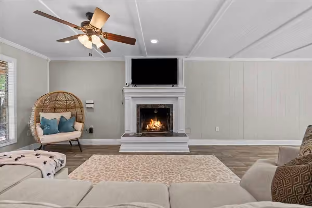 Photo 7 of 209 Palm Aire Drive, Friendswood, TX