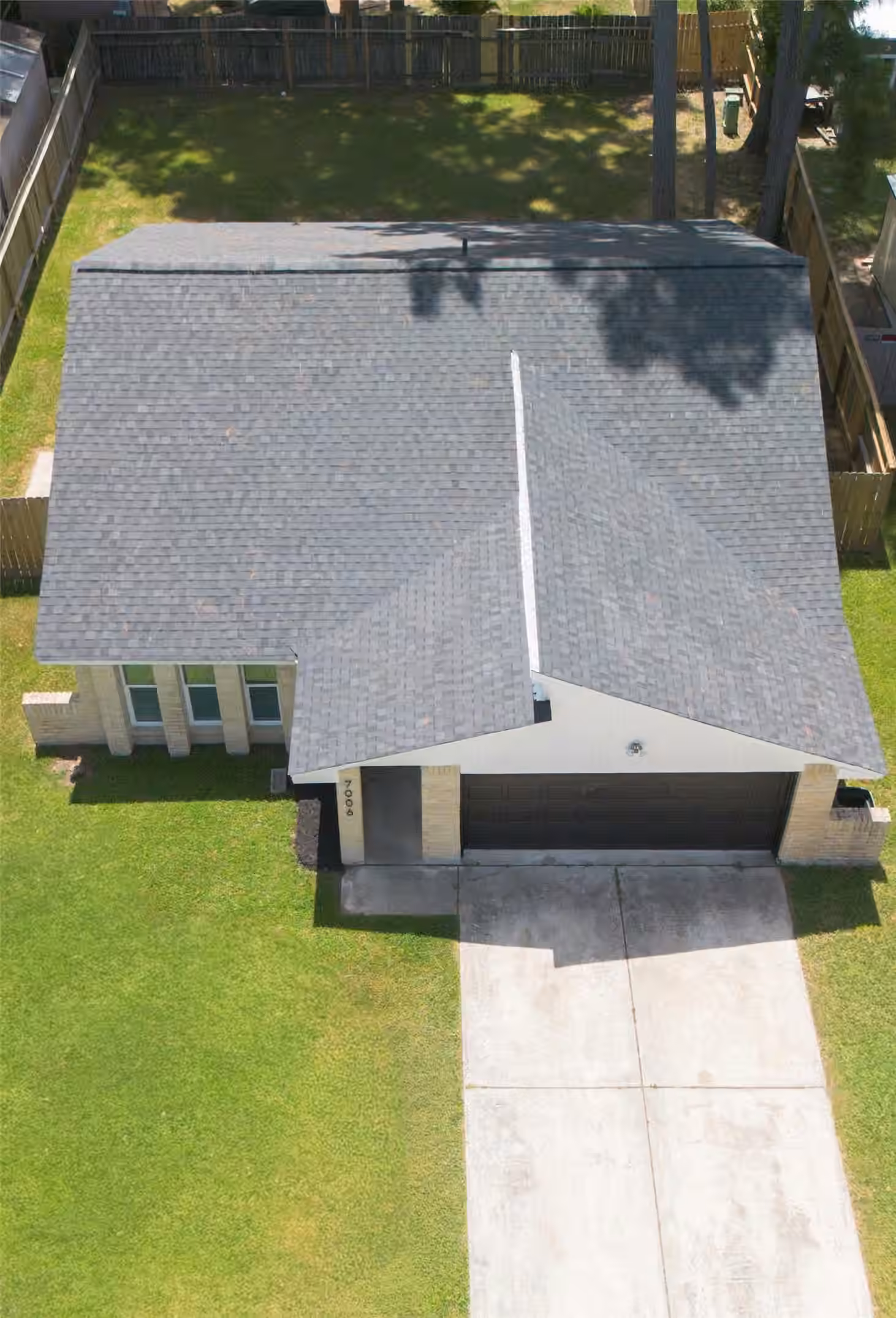 Photo 3 of 7006 Foxfield Lane, Humble, TX