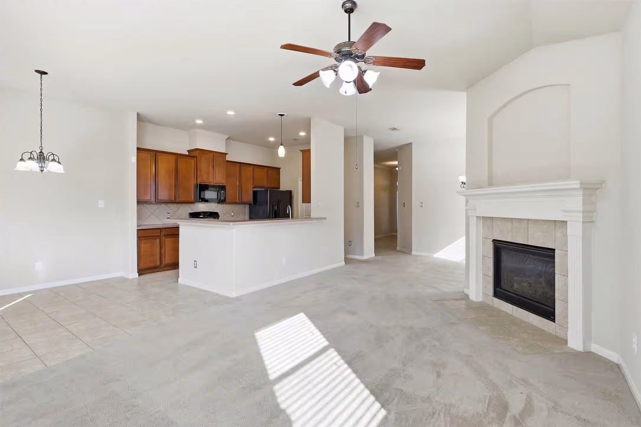 Photo 5 of 2923 Empire Oaks Lane, Katy, TX