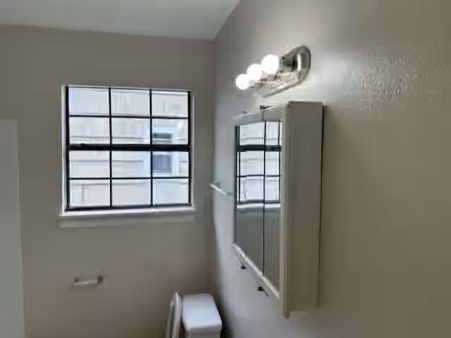 Photo 6 of 1022 W 8th Street, Freeport, TX