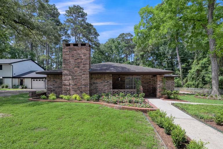 Photo 2 of 117 Broken Bough Lane, Conroe, TX