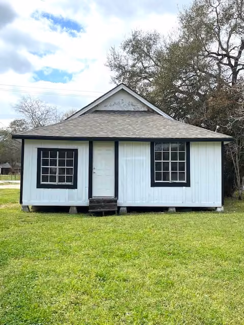 Photo 3 of 708 N Wharton Street, El Campo, TX