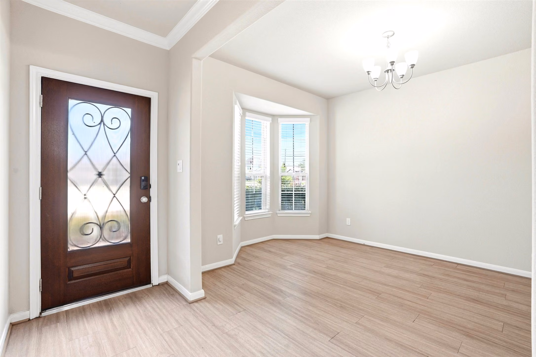 Photo 5 of 18915 Hartford Falls Lane, Richmond, TX