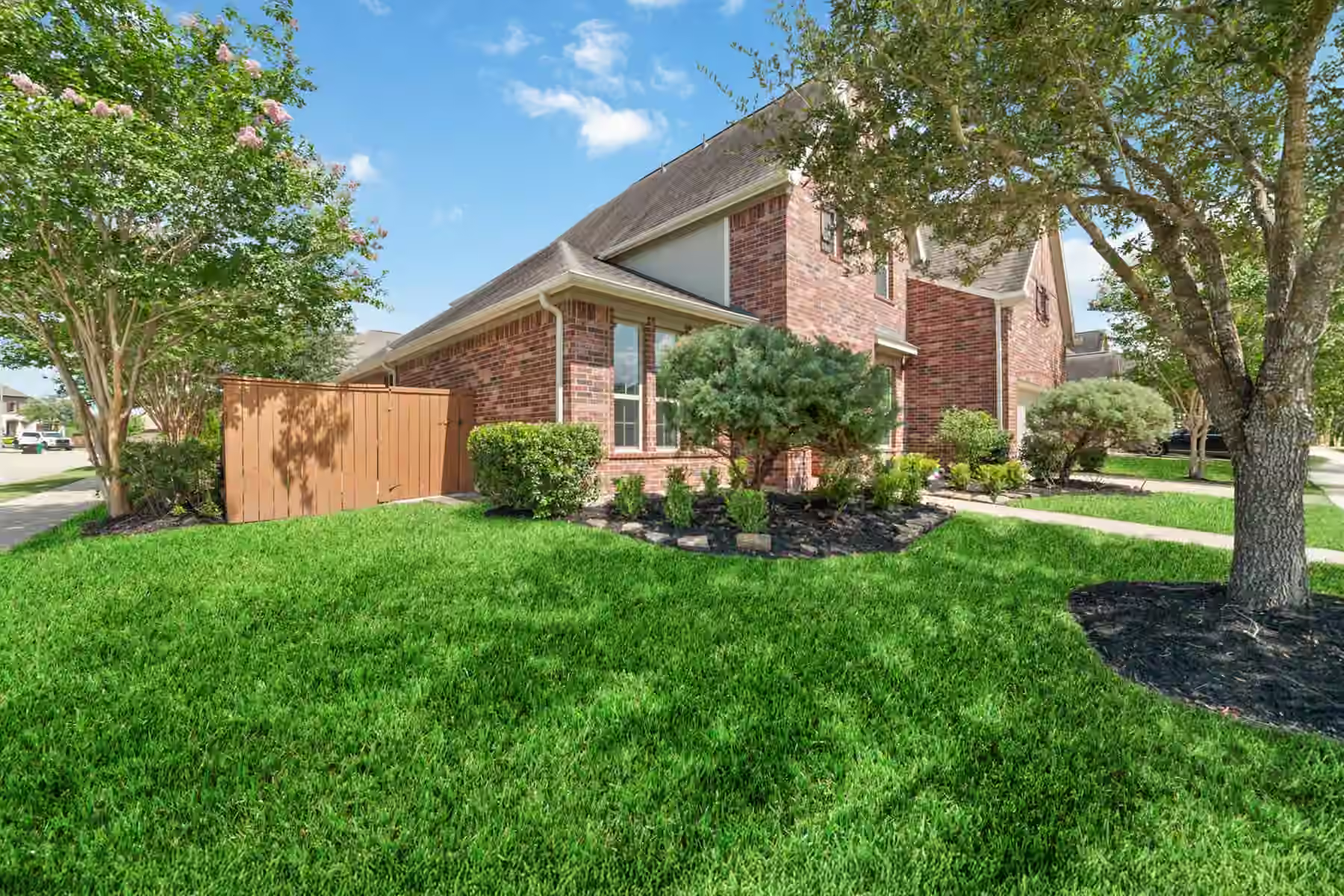 Photo 2 of 11103 Dowbeck Avenue, Richmond, TX