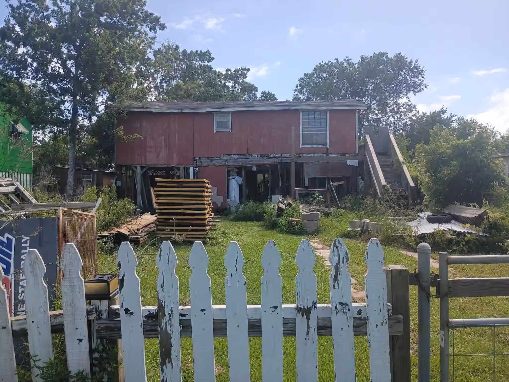 Photo of 12135 Sandpiper Road, Angleton, TX 77515