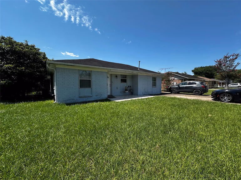 Photo 2 of 1146 Mitchell Road, Houston, TX