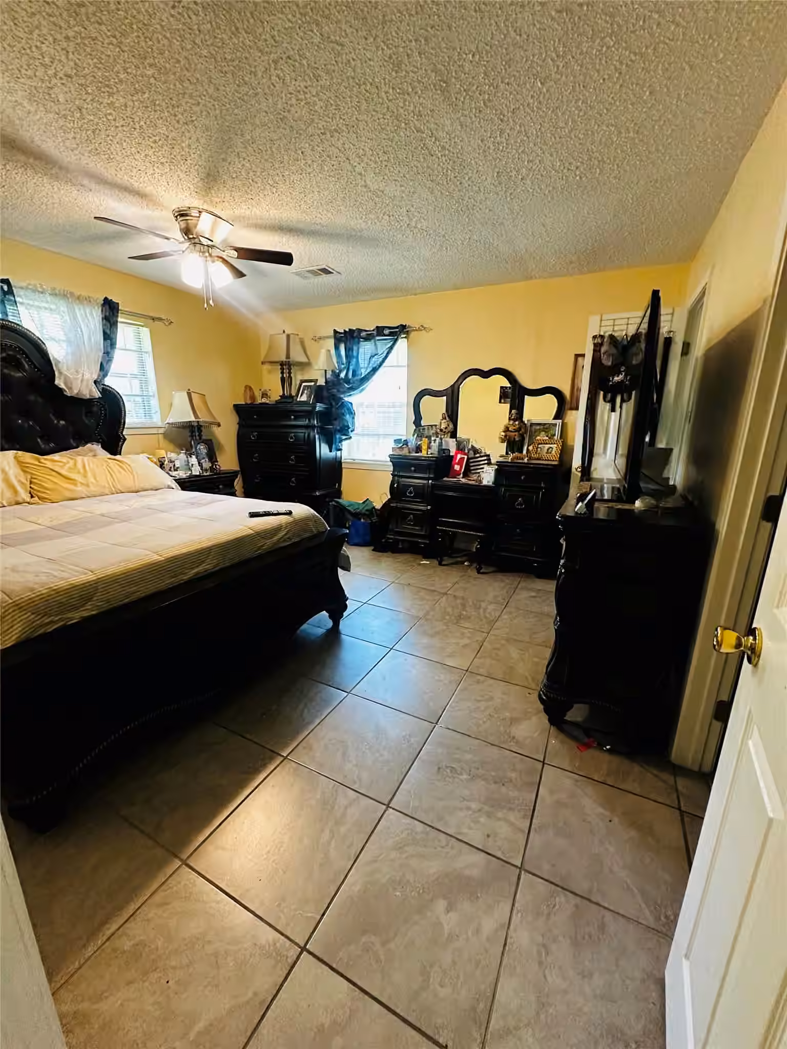 Photo 6 of 1146 Mitchell Road, Houston, TX