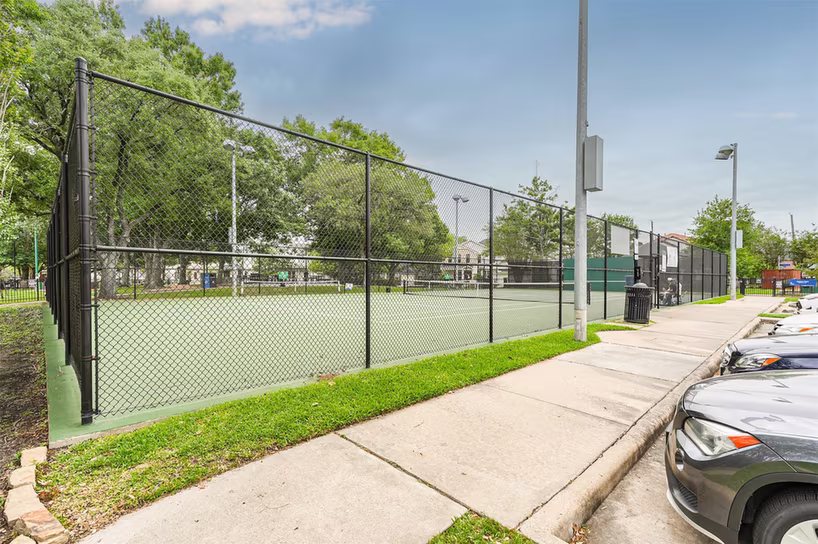 Photo 6 of 4260 Dartmouth Avenue, West University Place, TX