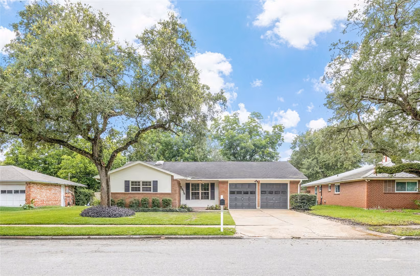 Photo of 1916 Baywood Drive, Bay City, TX