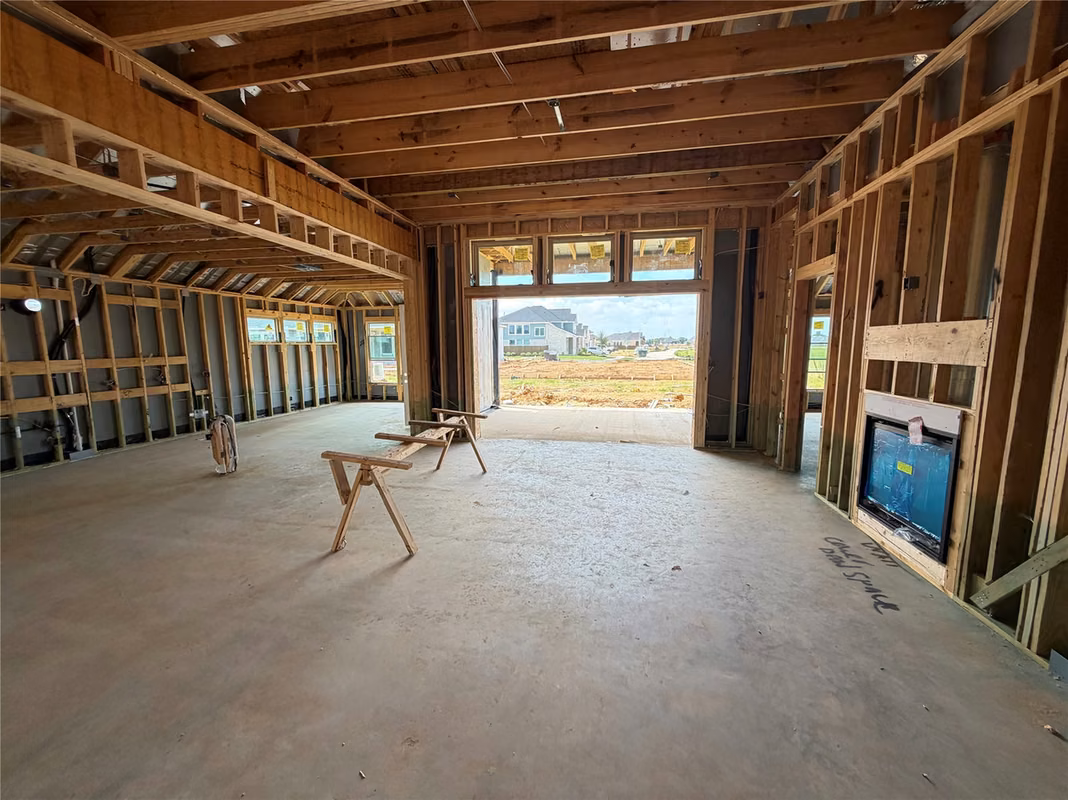 Photo 5 of 736 Golden Aster Boulevard, Waller, TX
