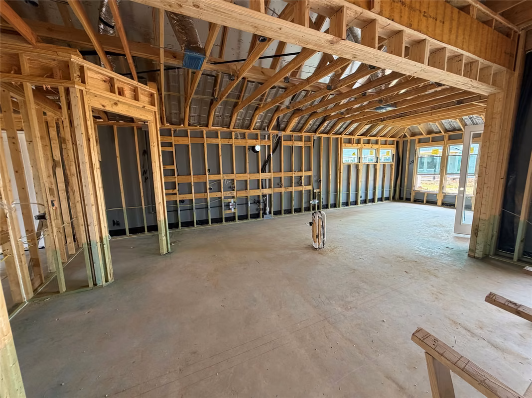 Photo 6 of 736 Golden Aster Boulevard, Waller, TX