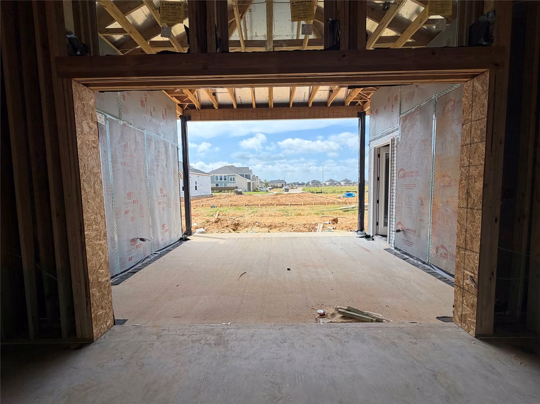 Photo 7 of 736 Golden Aster Boulevard, Waller, TX