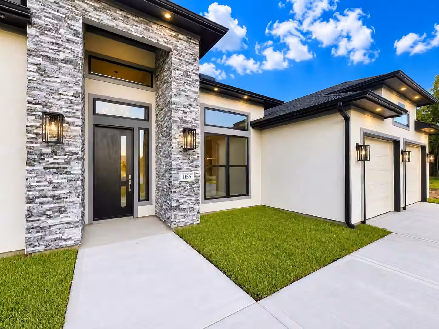 Photo 3 of 1156 Spanish Drive, Dayton, TX