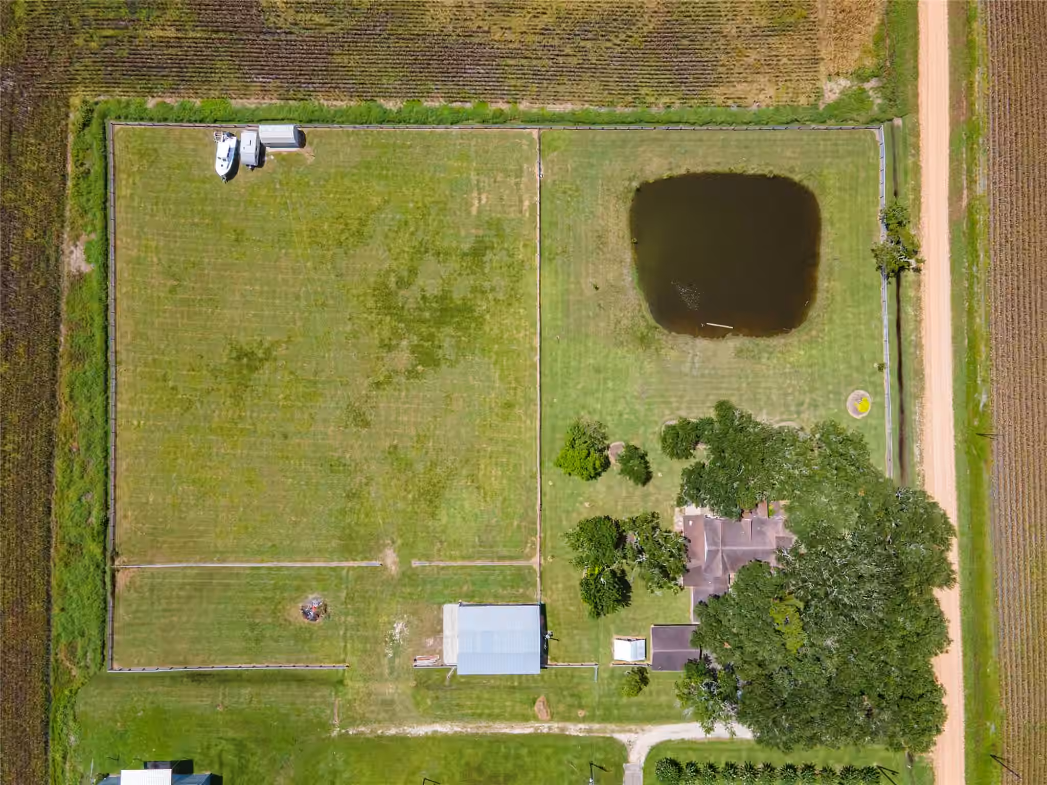 Photo 2 of 8711 County Road 403, El Campo, TX
