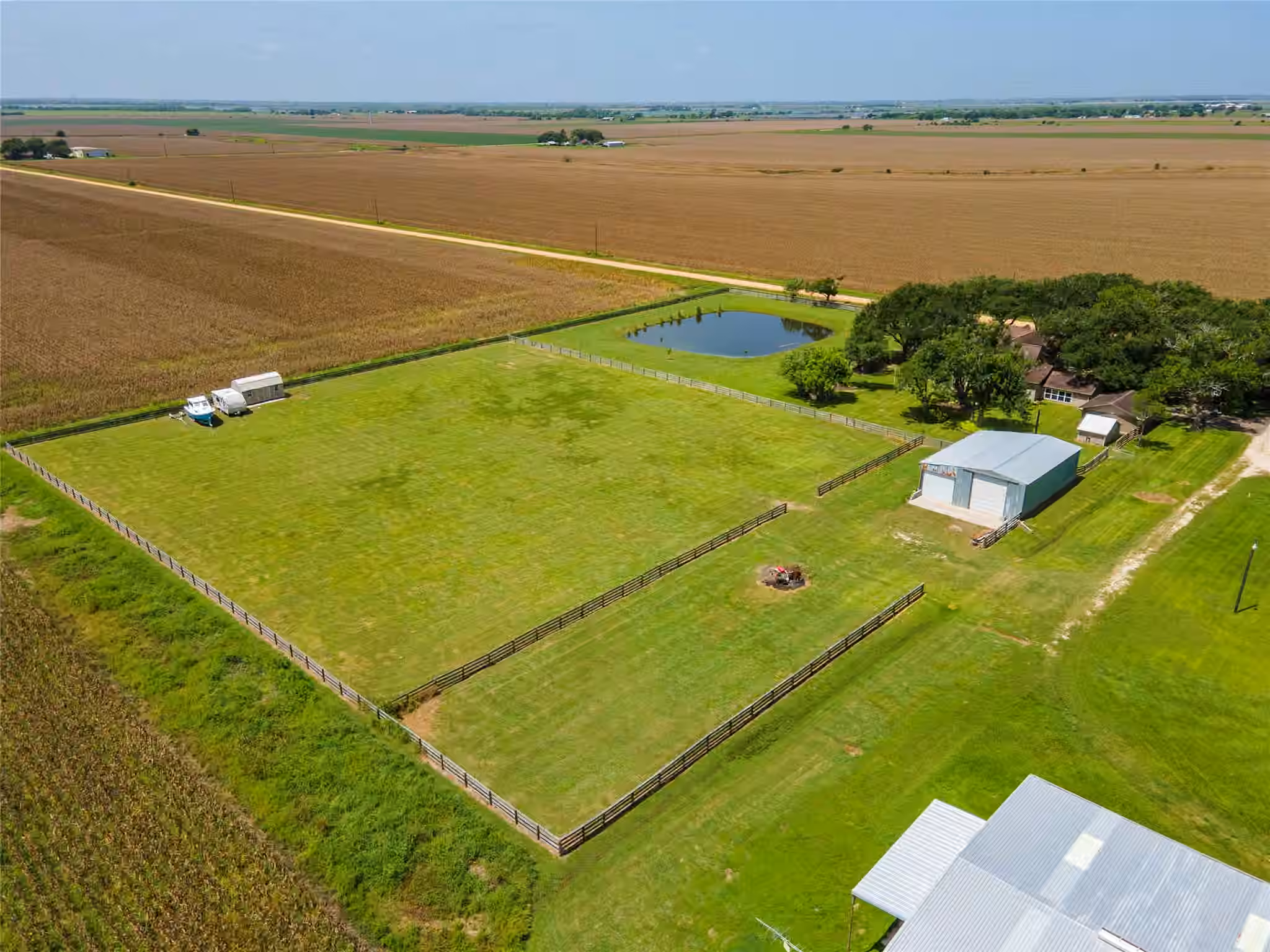 Photo 3 of 8711 County Road 403, El Campo, TX
