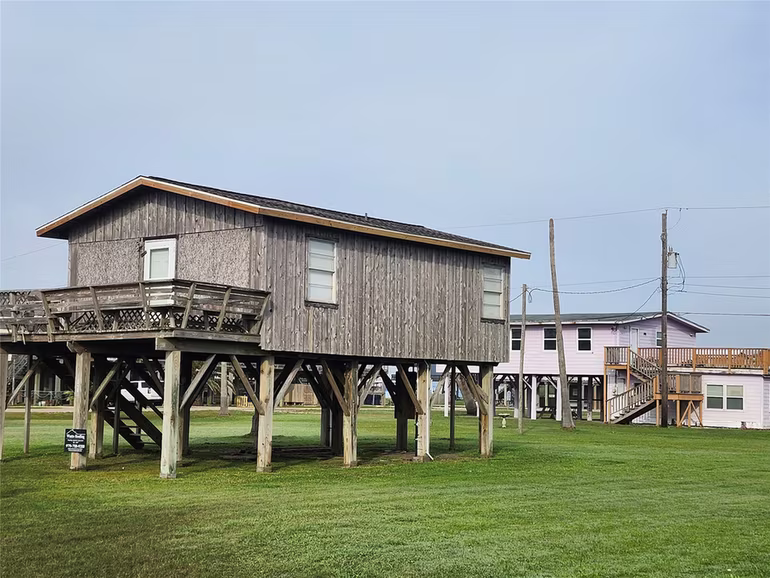 Photo 6 of 1218 Middle, Surfside Beach, TX