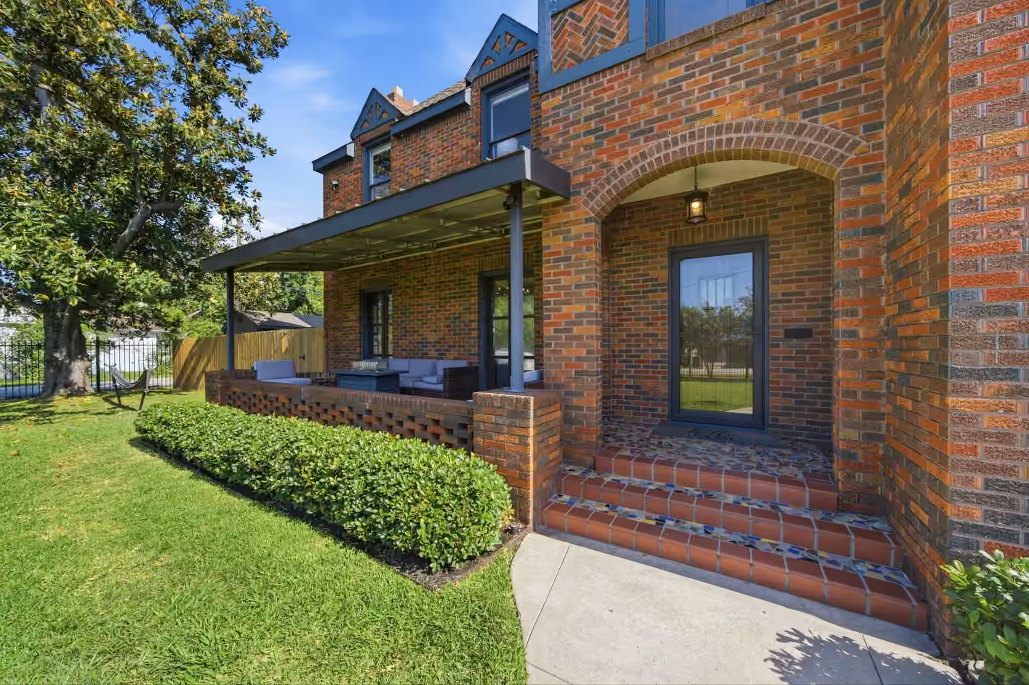 Photo 3 of 210 Coronado Street, Houston, TX