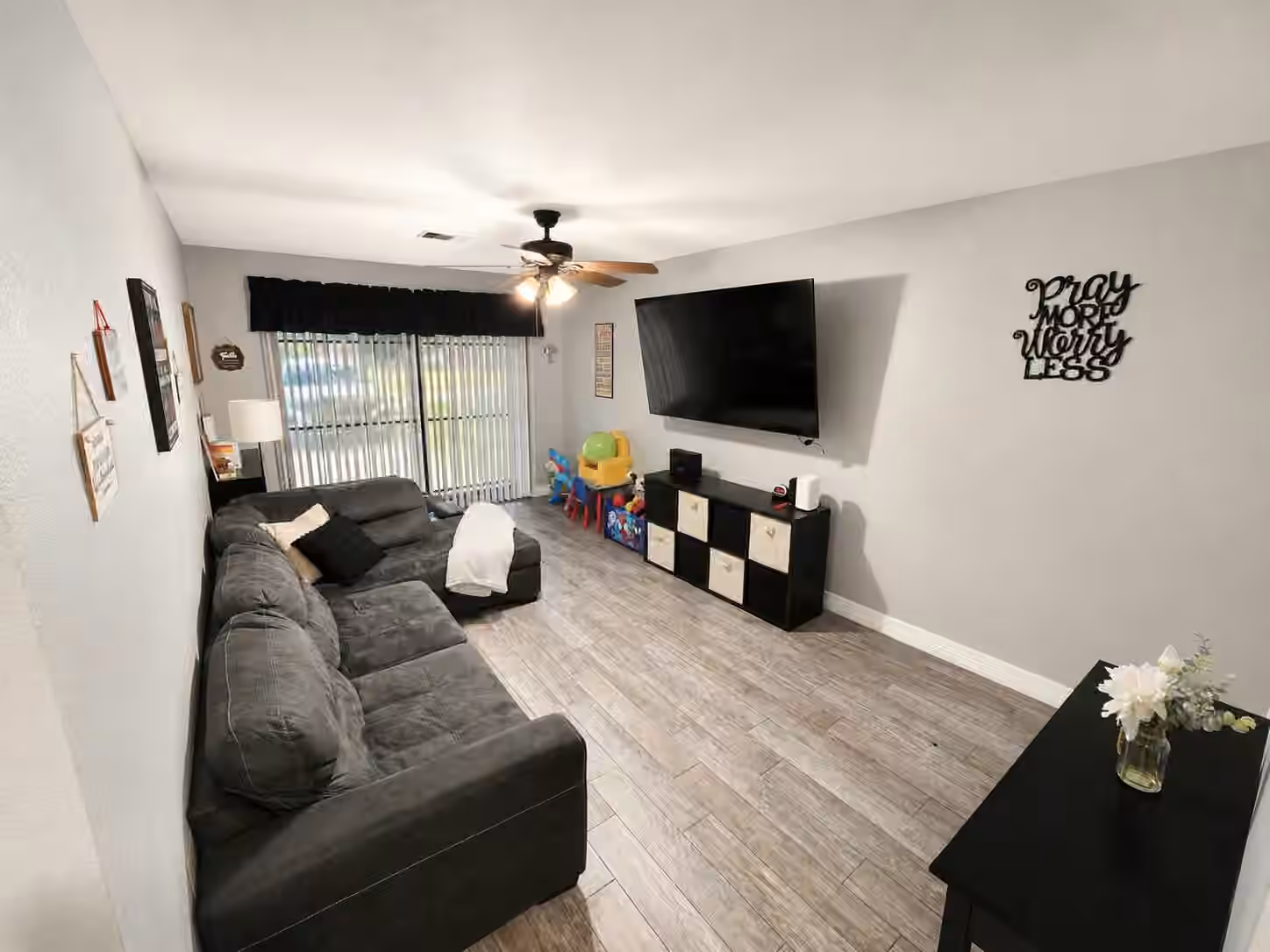 Photo 4 of 315 E Janisch Road, Houston, TX