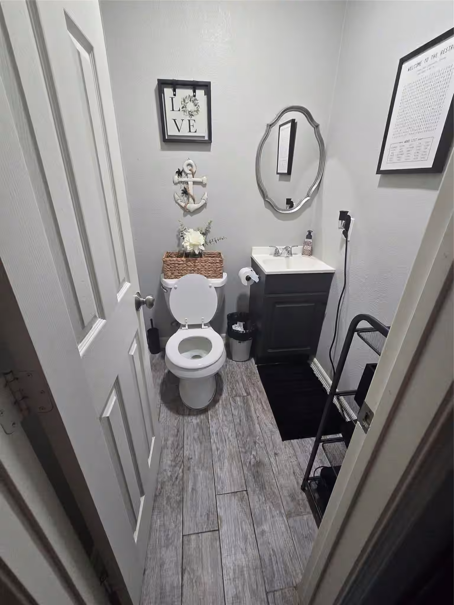 Photo 5 of 315 E Janisch Road, Houston, TX