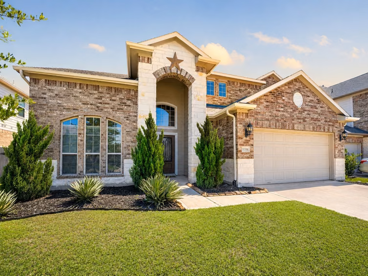 Photo 2 of 31306 Kailua Drive, Hockley, TX