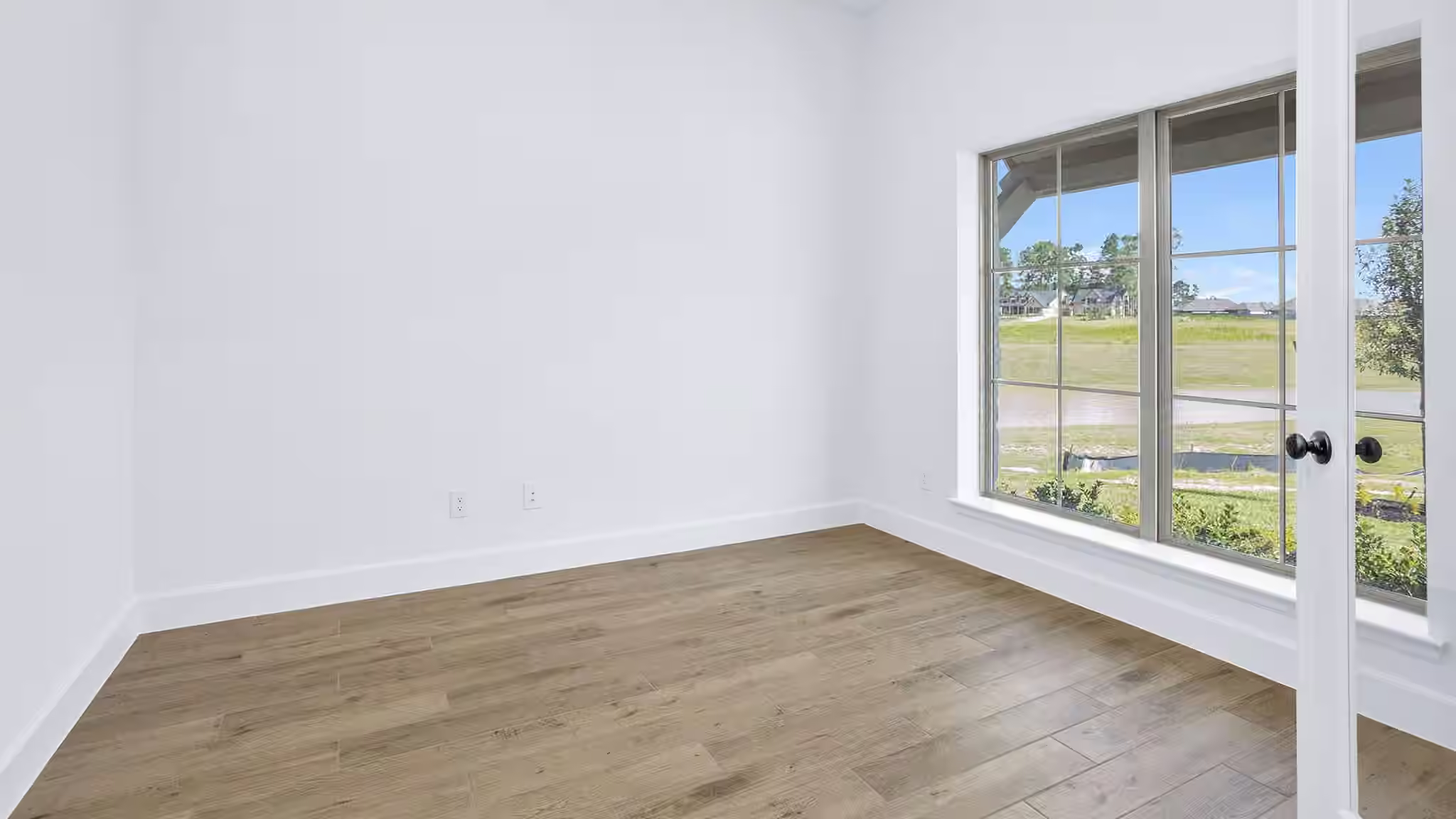Photo 4 of 1449 Swayze Street, Magnolia, TX