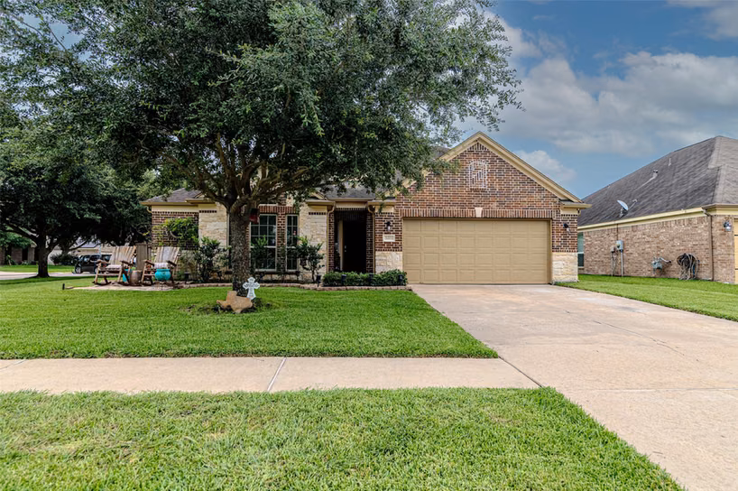 Photo 3 of 3003 Fern Brook Lane, Rosenberg, TX