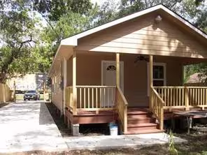 Photo of 1714 N Travis Avenue, Cleveland, TX 77327