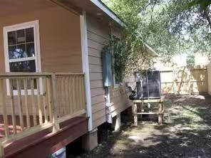Photo 7 of 1714 N Travis Avenue, Cleveland, TX
