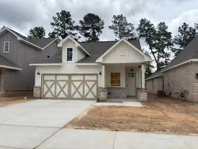 Photo of 11211 Moccasin Drive, Montgomery, TX 77316