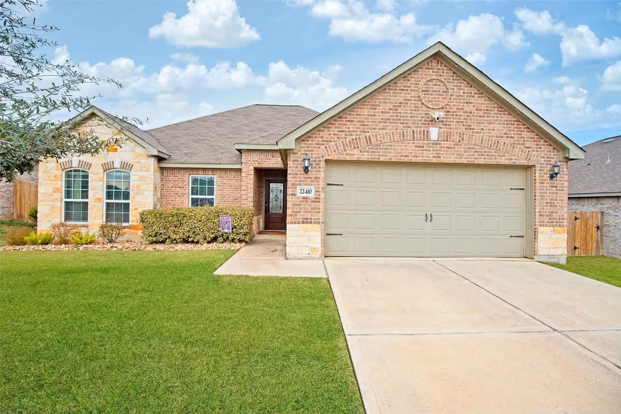 Photo 2 of 22410 Red Sparrow Drive, Hockley, TX