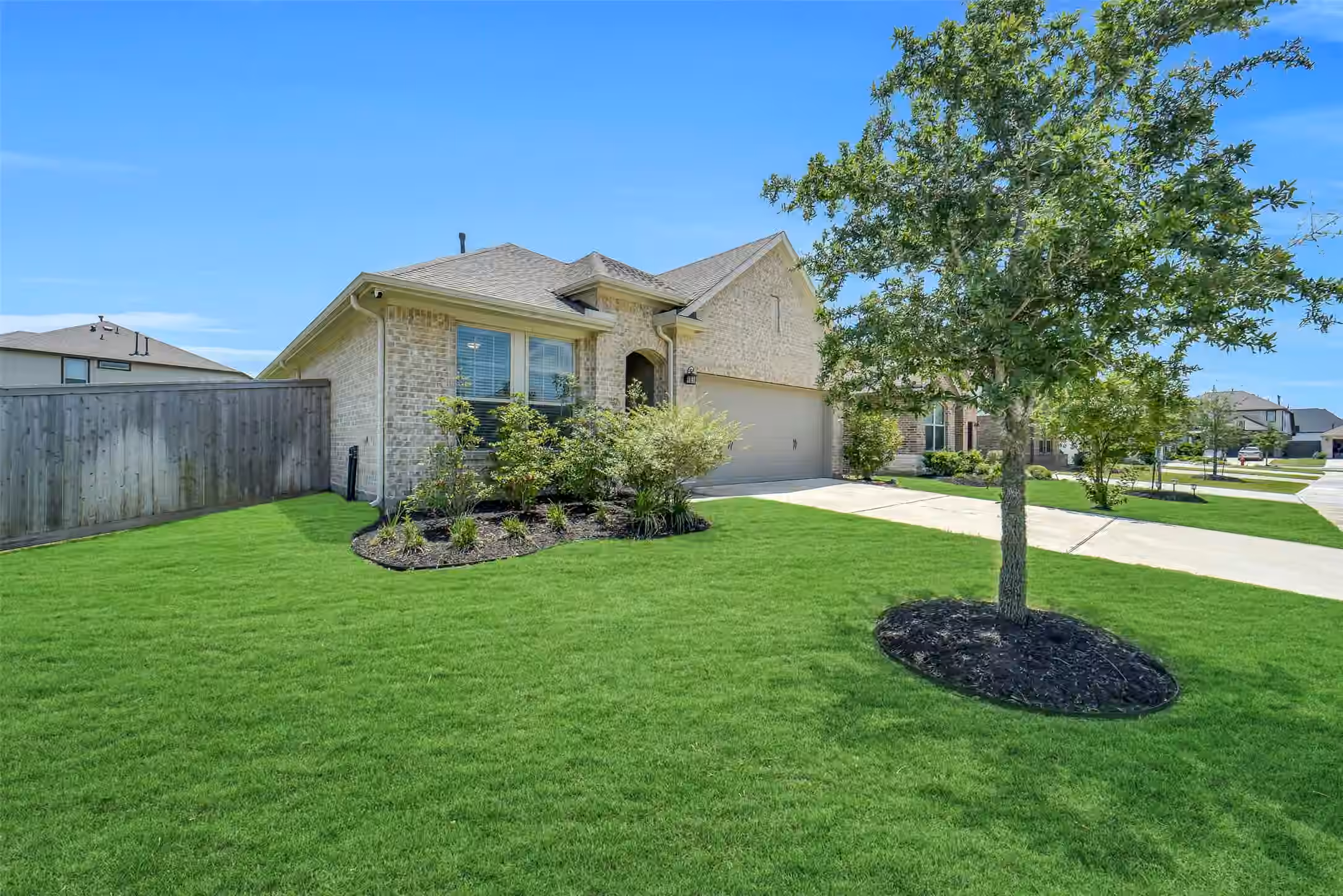 Photo 7 of 2414 Lemon Grass Drive, Brookshire, TX